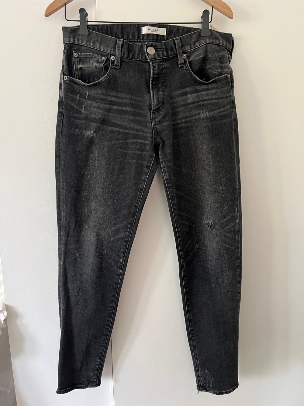MOUSSY waist 29 VINTAGE black distressed jeans inseam 27